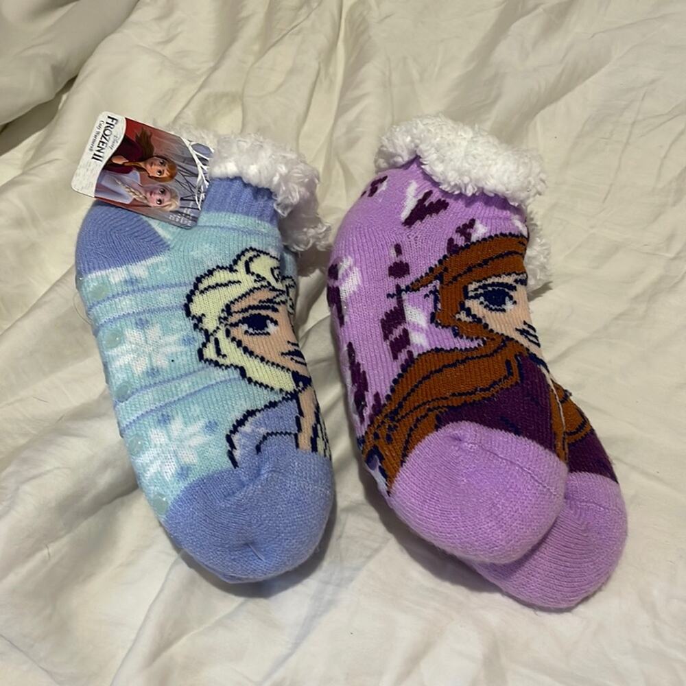 Disney S frozen slipper sock duo Anna Elsa nwt & worn once like new